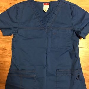 Dickies scrub top